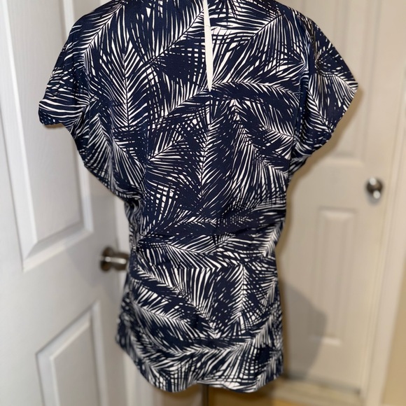 MICHAEL Michael Kors Black and White Leaf Print Blouse - Picture 4 of 6